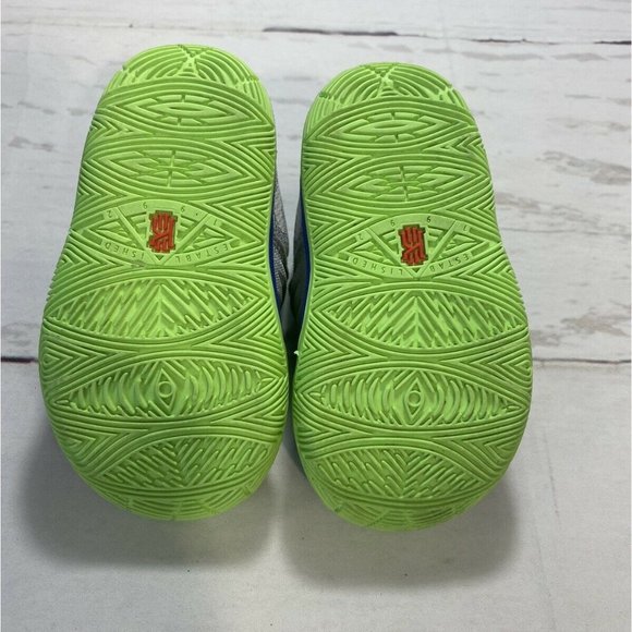 Nike Kyrie 5 Sneaker Shoe Toddler Boy Size 5C Gray Green Blue Red Aq2459-099 - Picture 9 of 9